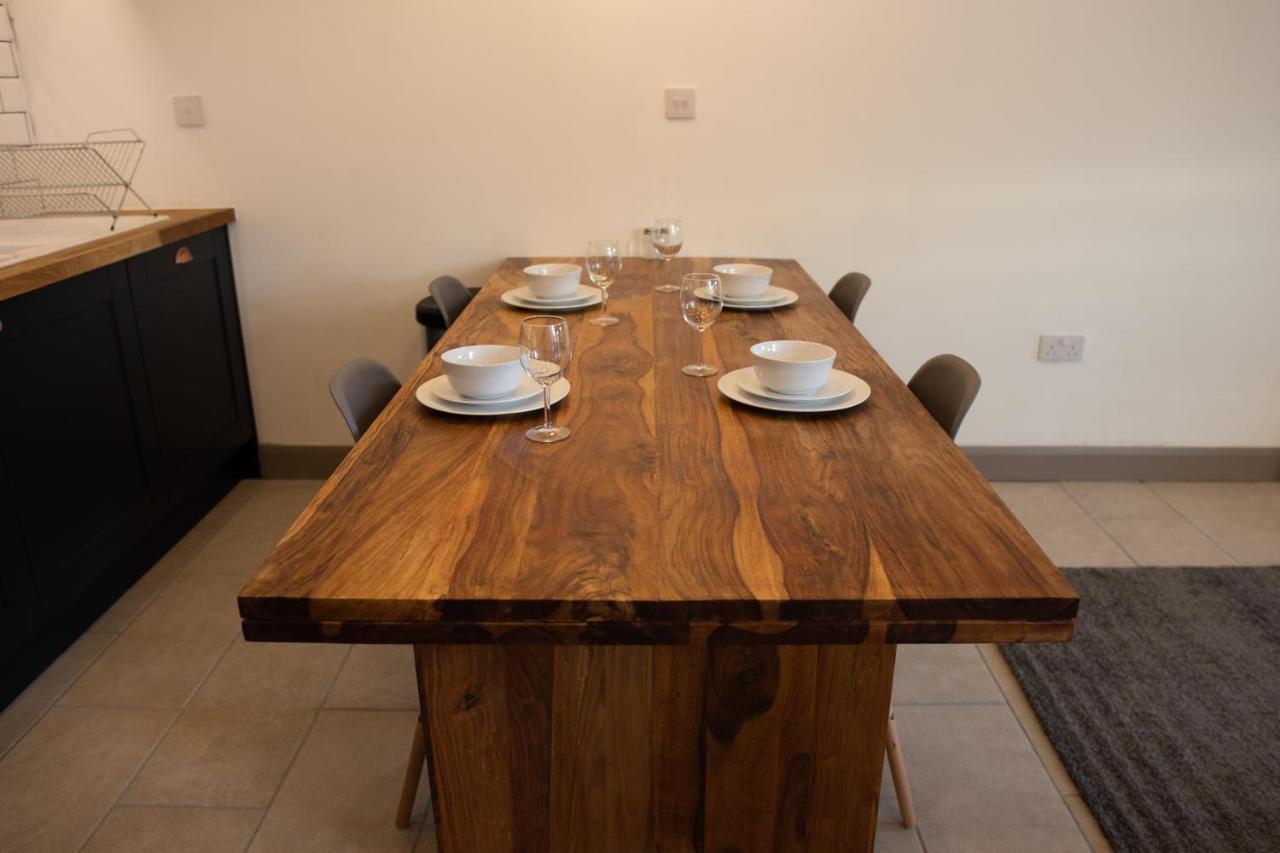 אולדהאם Unique Barn Conversion In Saddleworth מראה חיצוני תמונה
